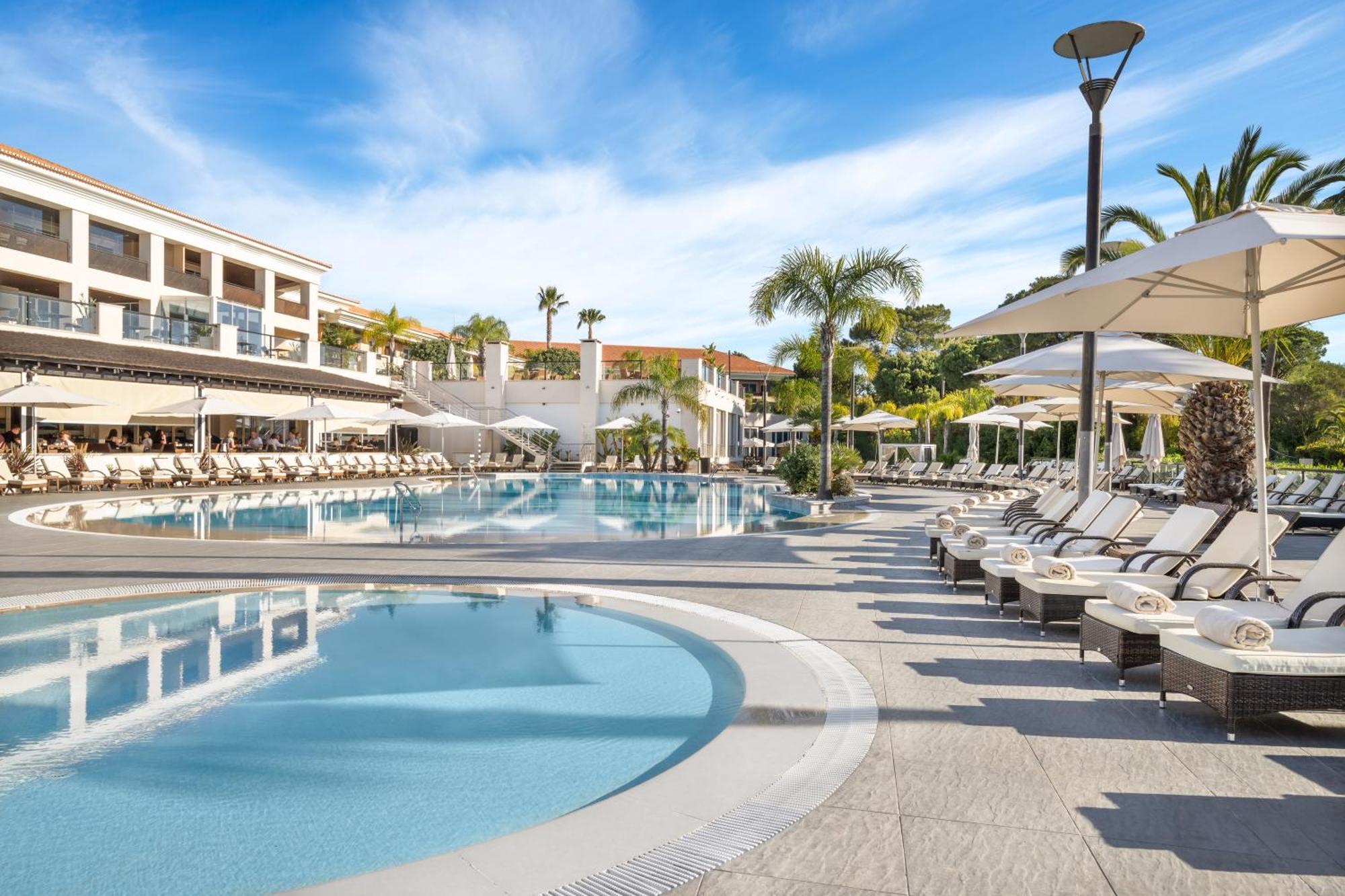 فندق Wyndham Grand Algarve كينتا دو لاغو المظهر الخارجي الصورة The pool at the Sheraton Carlsbad Resort & Spa
